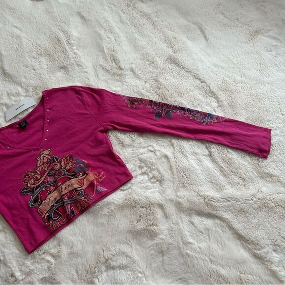 NWT Urban Outfitters UO size M pink y2k ed hardy style cropped long sleeve - Picture 3 of 11